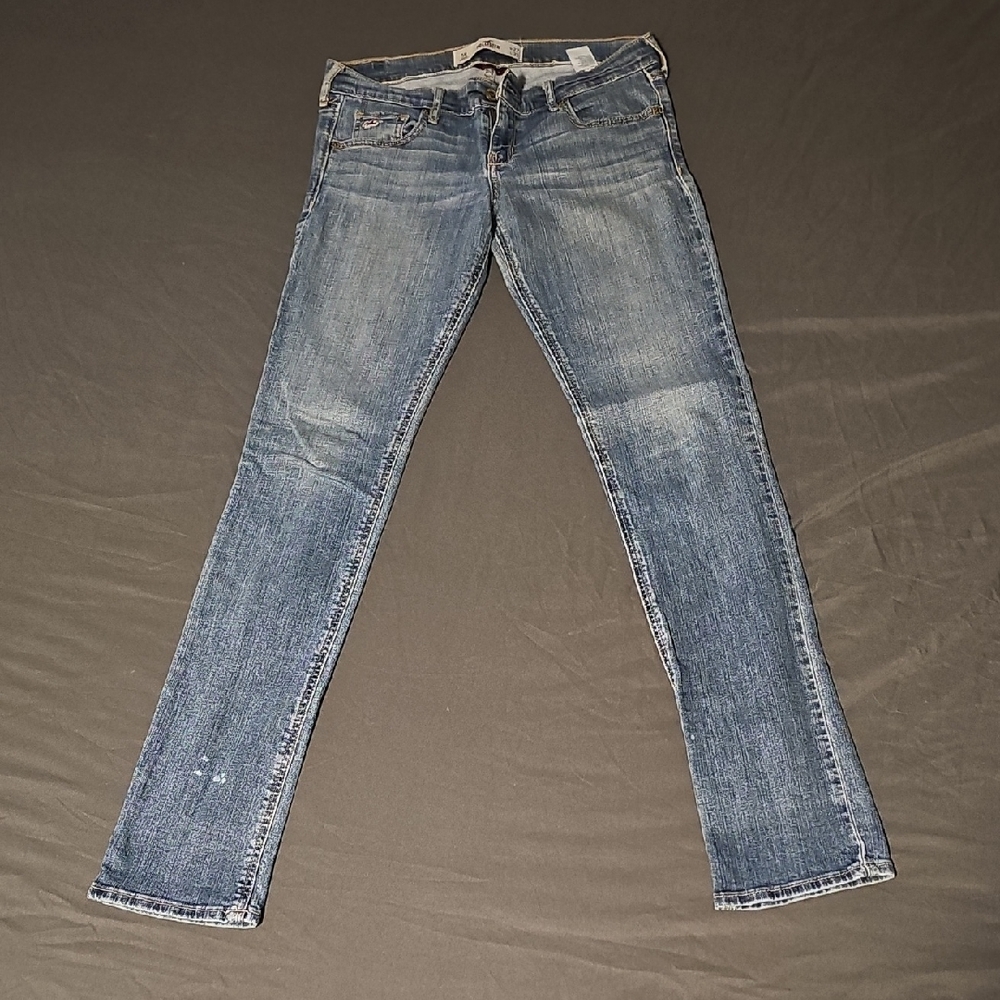Hollister Socal Stretch Size 5 Low-rise Jean